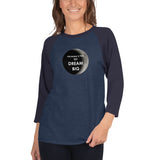 3/4 sleeve raglan shirt
